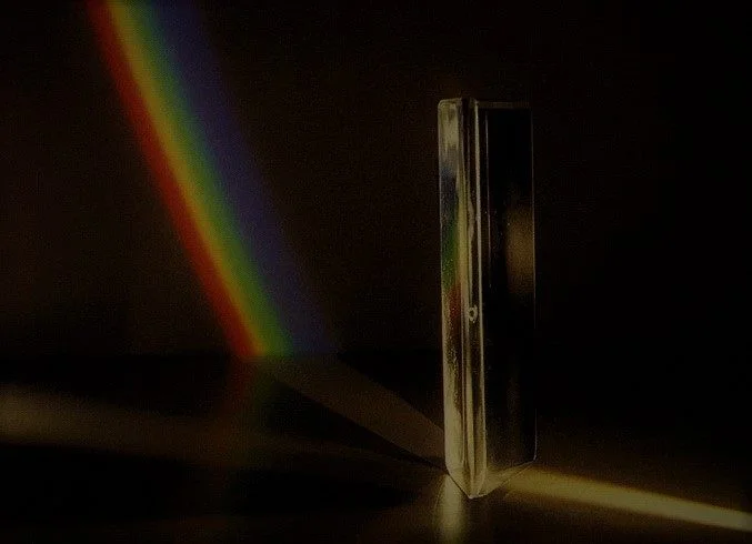 Spektrum warna pada prisma, Contoh eksperimen warna Newton